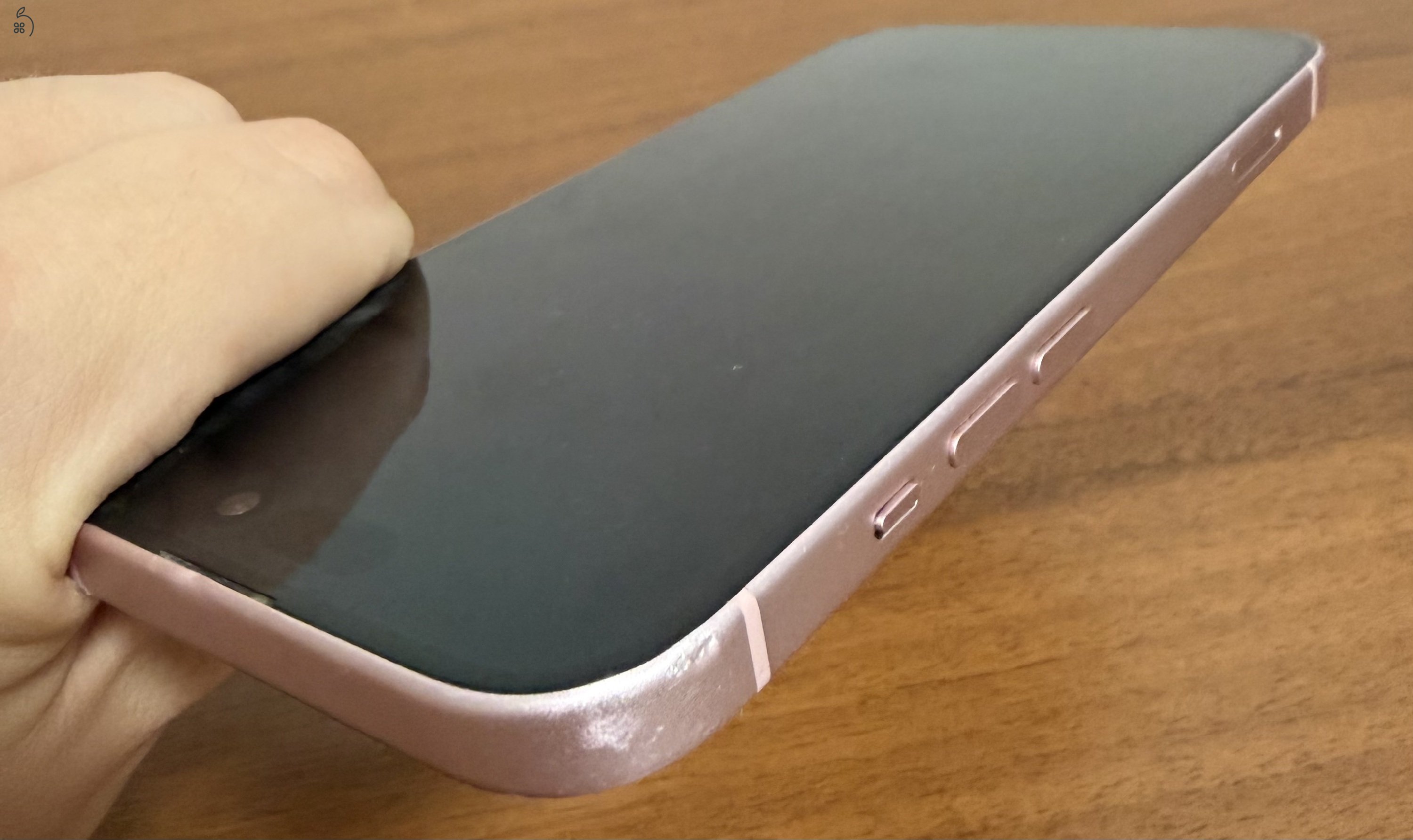 iPhone 15 pink 128 GB