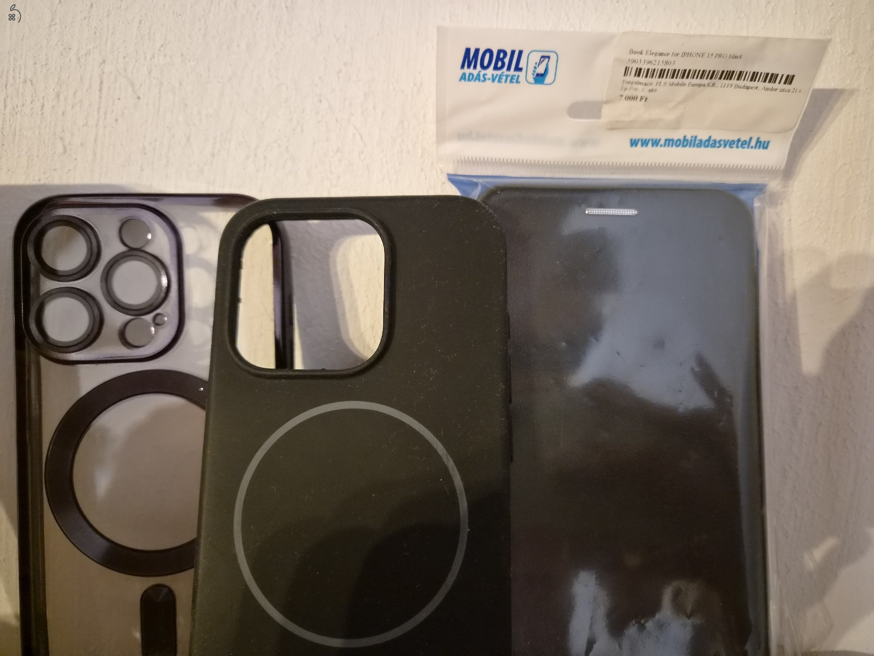 iPhone 15 Pro 128GB – karcmentes – 88% akku – 3 tok + kábel