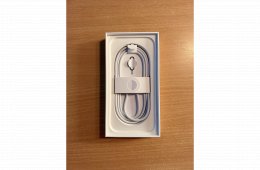 Hibátlan iPhone 16 Pro 128 GB Fekete Titán, Kártyafüggetlen, 1 év garancia, 98% akku