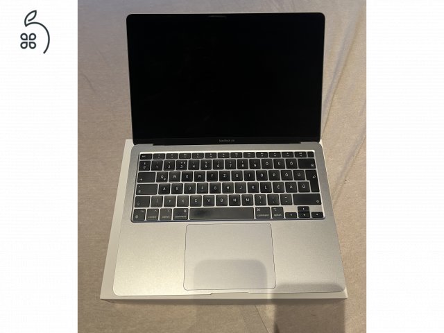 M1 MacBook Ar 8Gb 256Gb - 97% akku