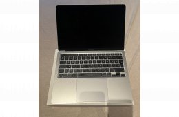 M1 MacBook Ar 8Gb 256Gb - 97% akku