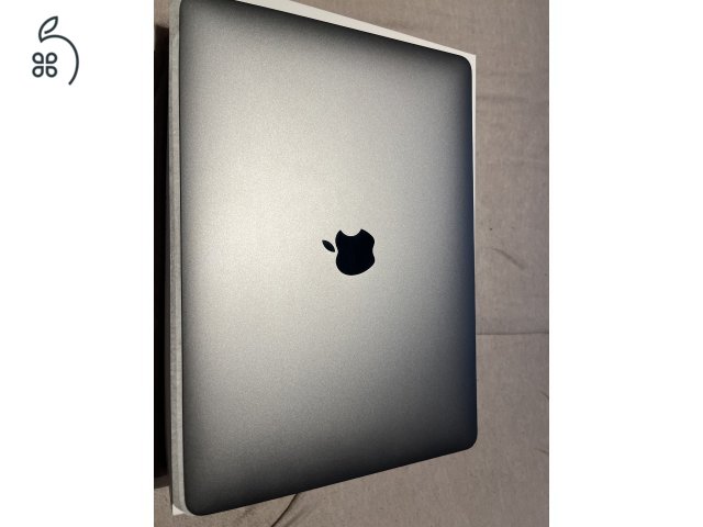 M1 MacBook Ar 8Gb 256Gb - 97% akku