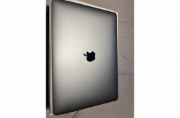 M1 MacBook Ar 8Gb 256Gb - 97% akku