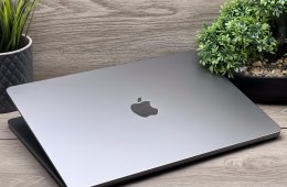 Hibátlan MacBook Air 2023 M2 15” 256GB 2 ÉV Garanciával Számlával