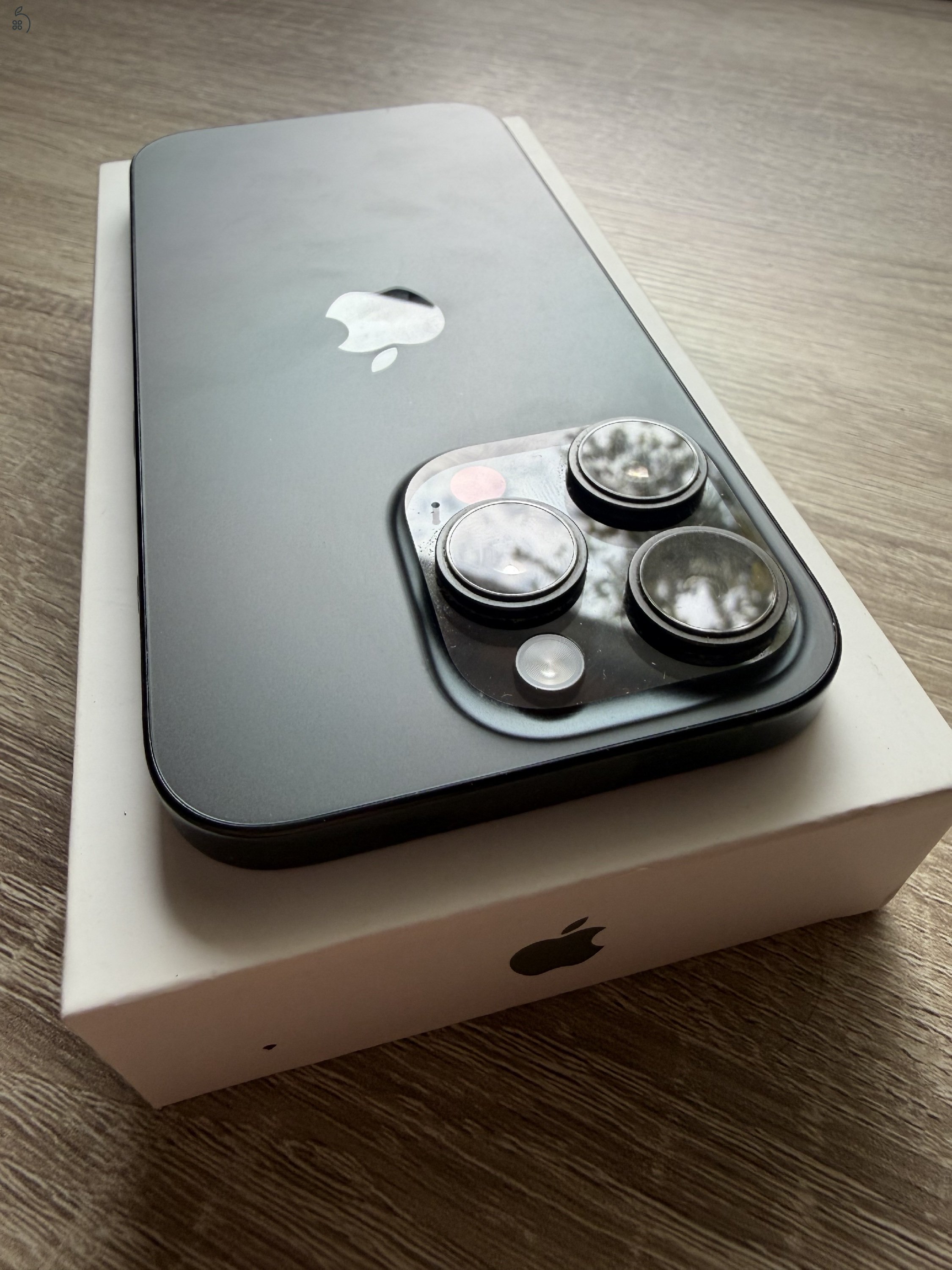iPhone 16 Pro 128 GB Black Titanium