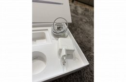 Macbook air m1 8/256
