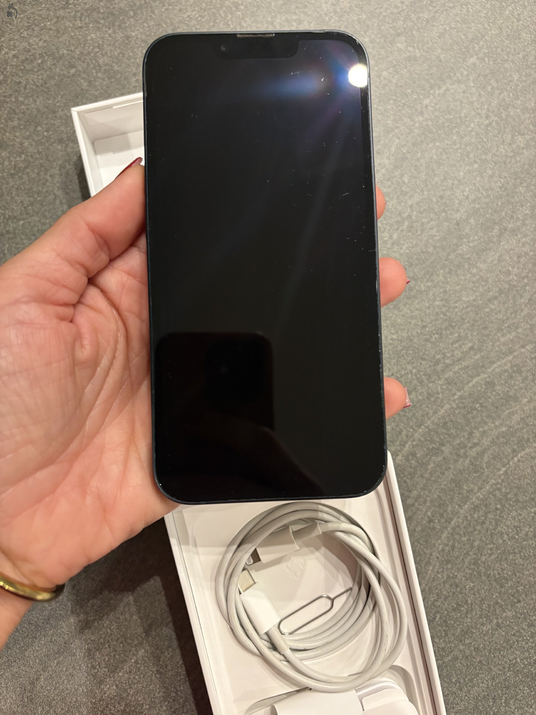 iPhone 13 128 GB, független,  akku 78%, fekete