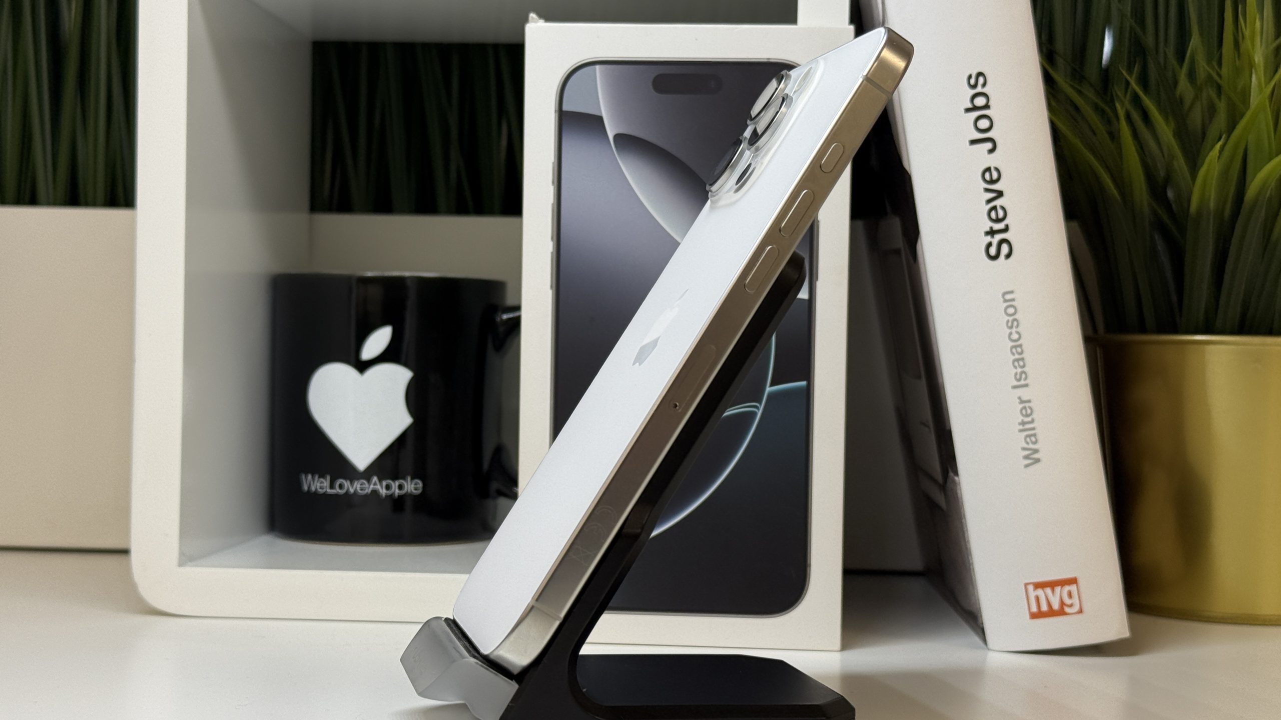 iPhone 16 Pro Max 256GB, Fehér Titán, Független, Számla, 2 Év Garancia, 100%