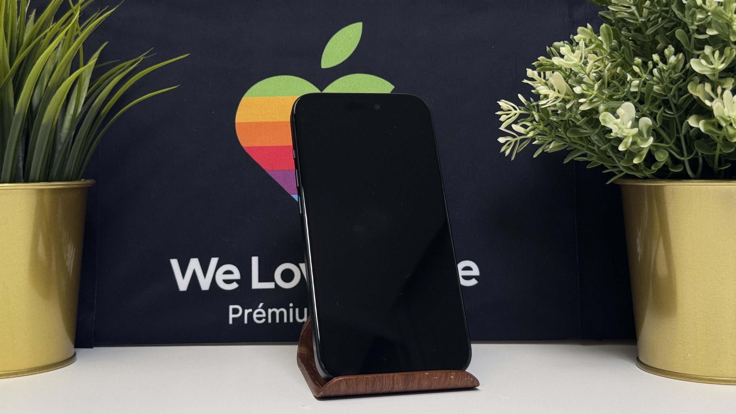 iPhone 15 128GB, Fekete, Független, Számla, 2 Év Garancia, 88%