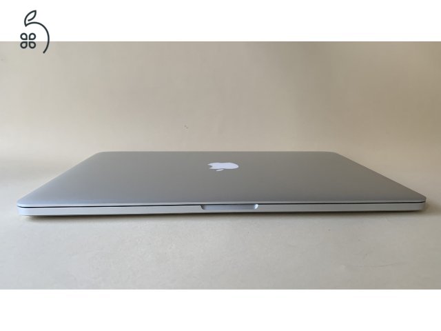 Felújított Mac book Pro i7 Quad-Core 16GB DDR3