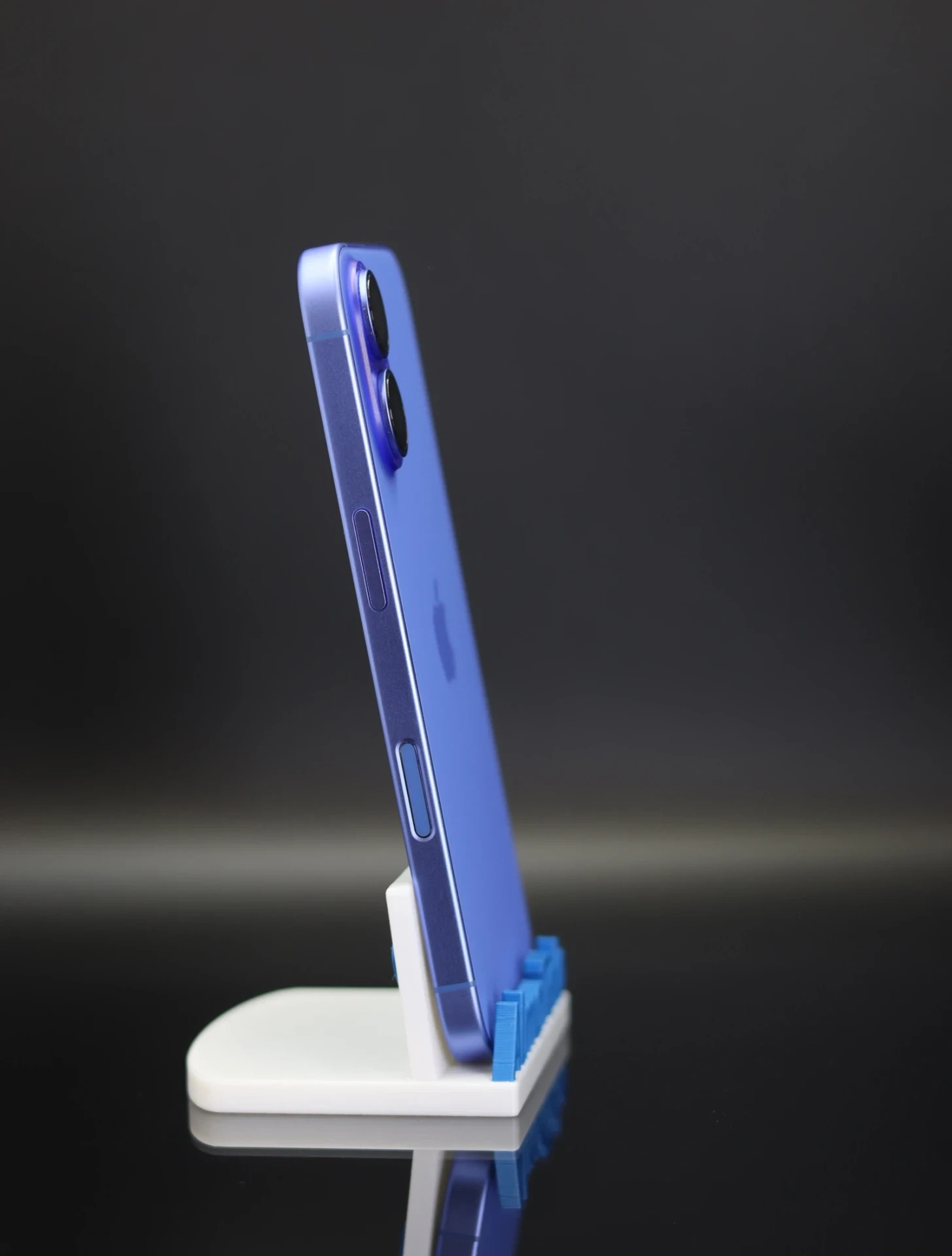 Apple iPhone 16 128 GB Ultramarine 100% akku - 12 HÓ GARANCIA