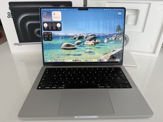 MacBook Pro 14