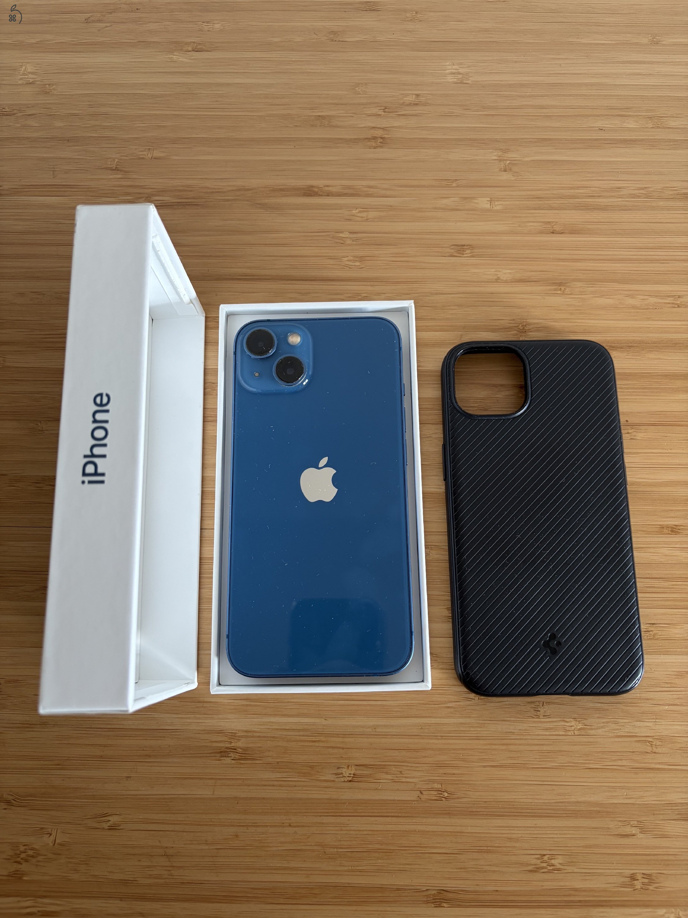 iPhone 13 128 GB, független, akku 78%, kék + AJÁNDÉK SPIGEN TOK