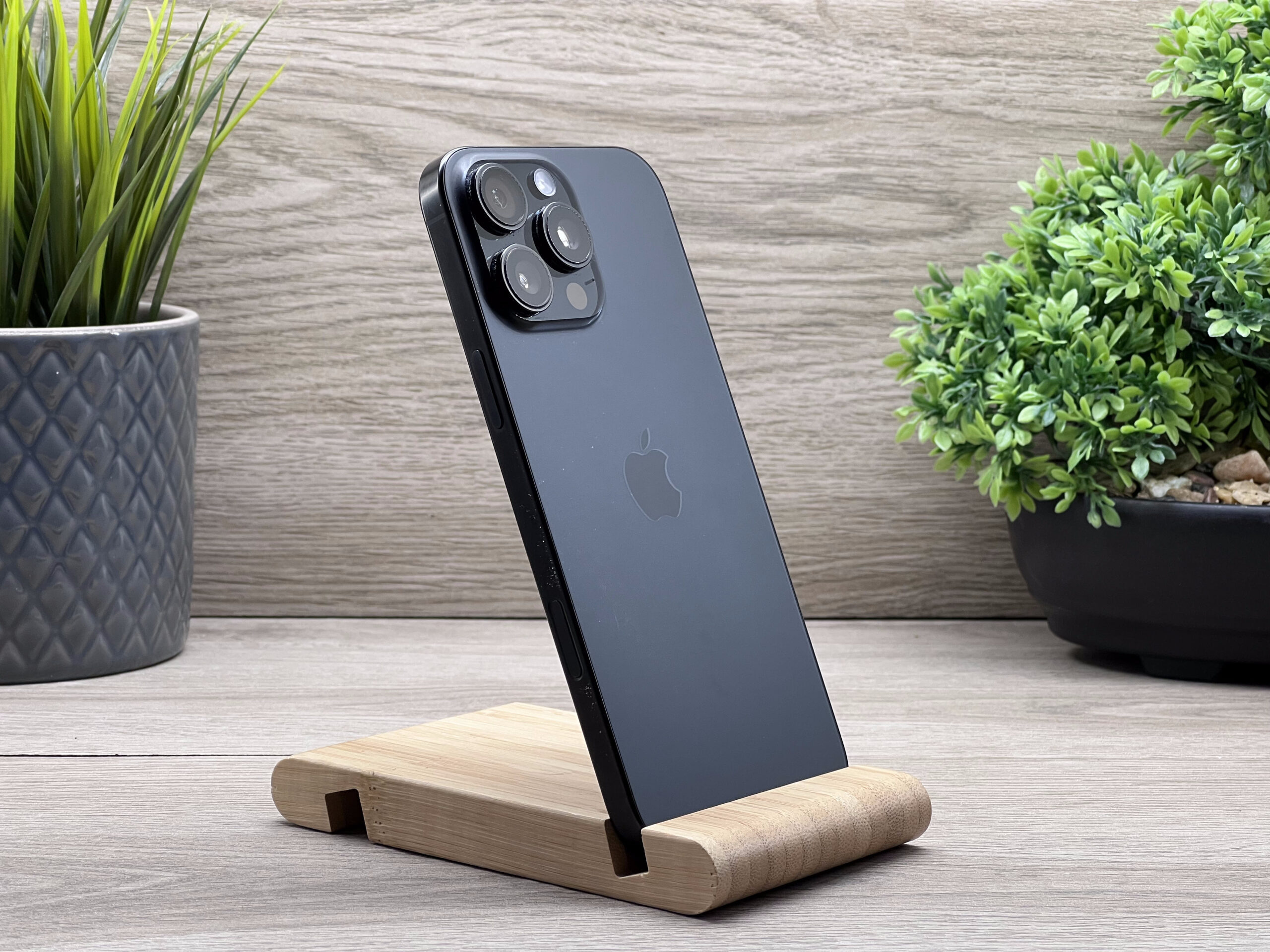 iPhone 16 Pro Max Black Titanium 256GB 2 ÉV Garanciával Számlával
