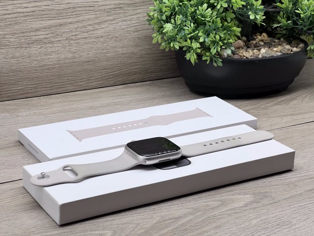 Apple Watch S9 Starlight CEL 45mm 2 ÉV Garanciával Számlával