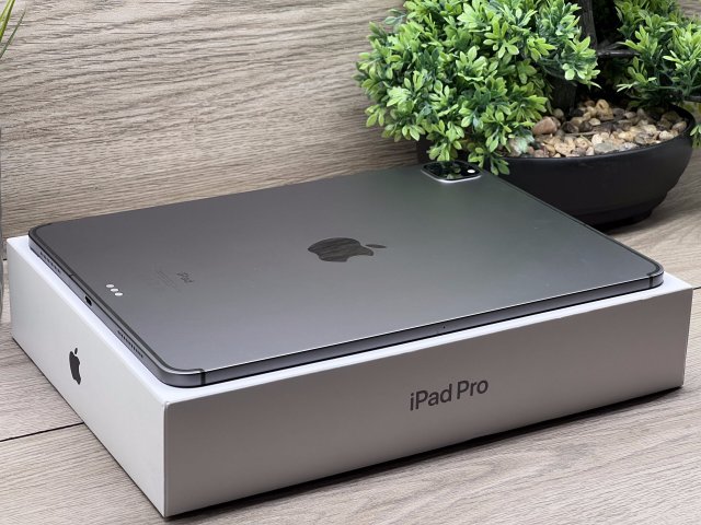 iPad Pro 2. generáció Space Gray 11″ CEL 128GB 2 ÉV Garanciával Számlával