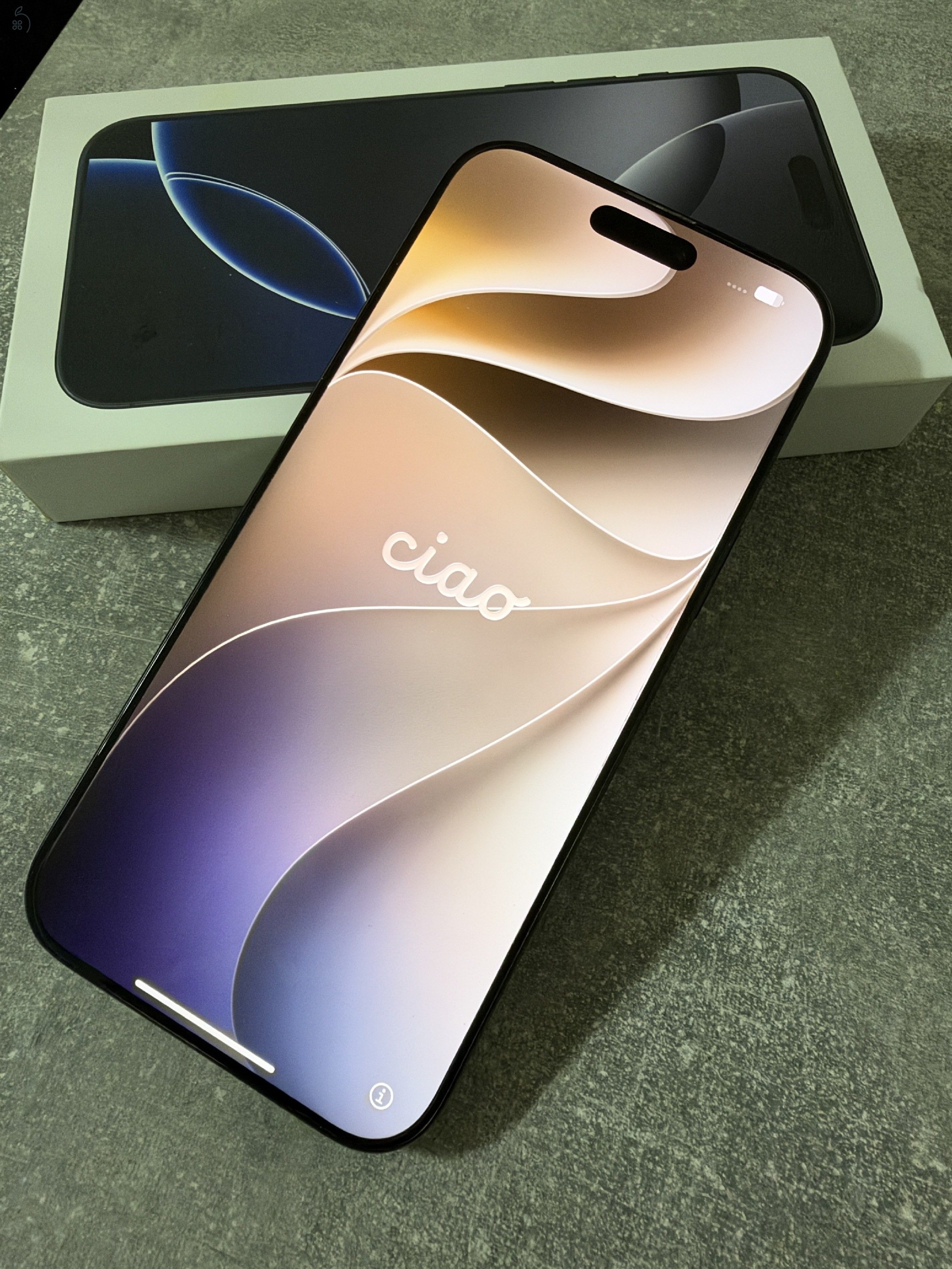 Iphone 16 Pro max fekete 256 GB 94% akksi