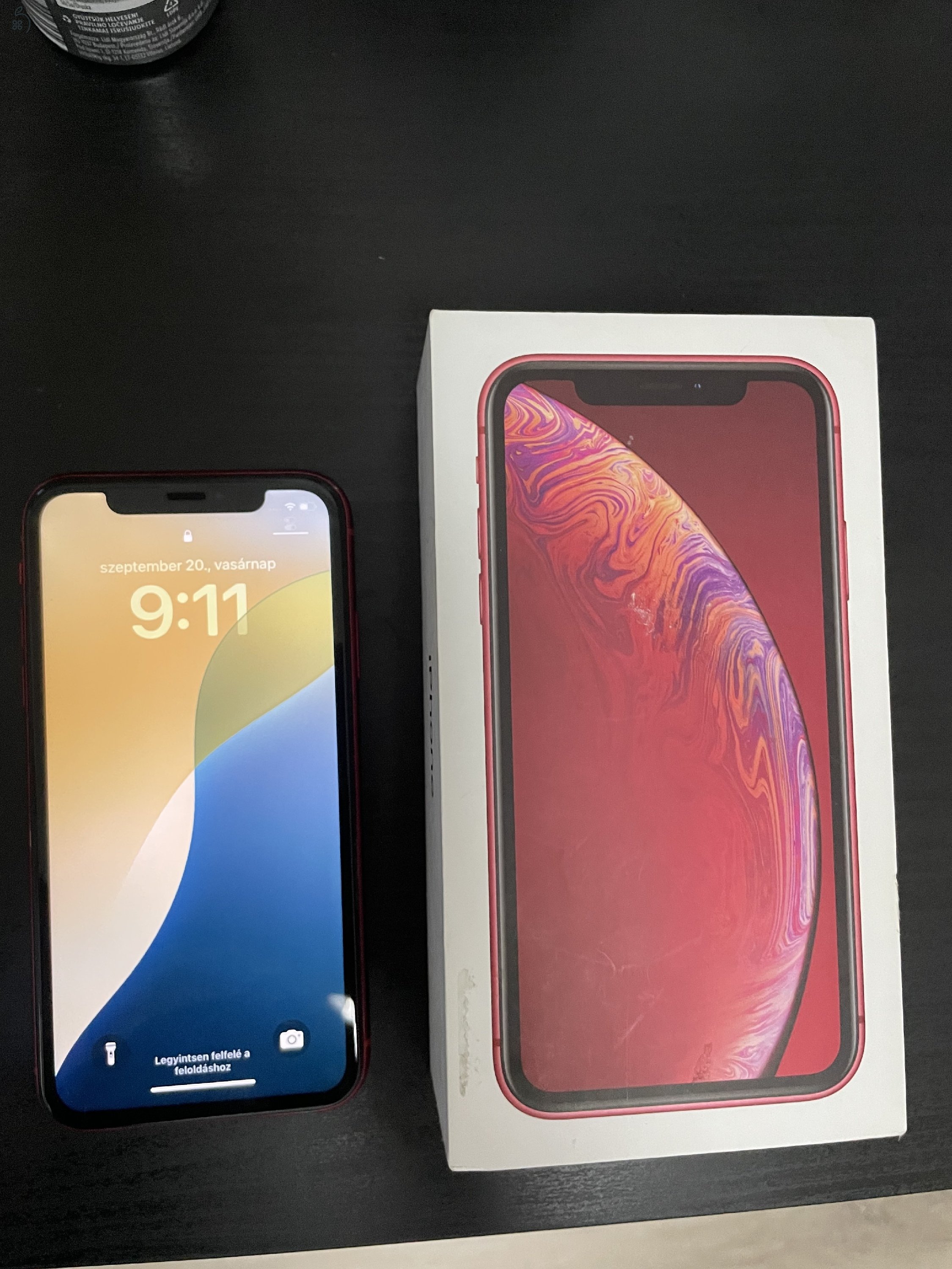 iPhone XR 64gb RED