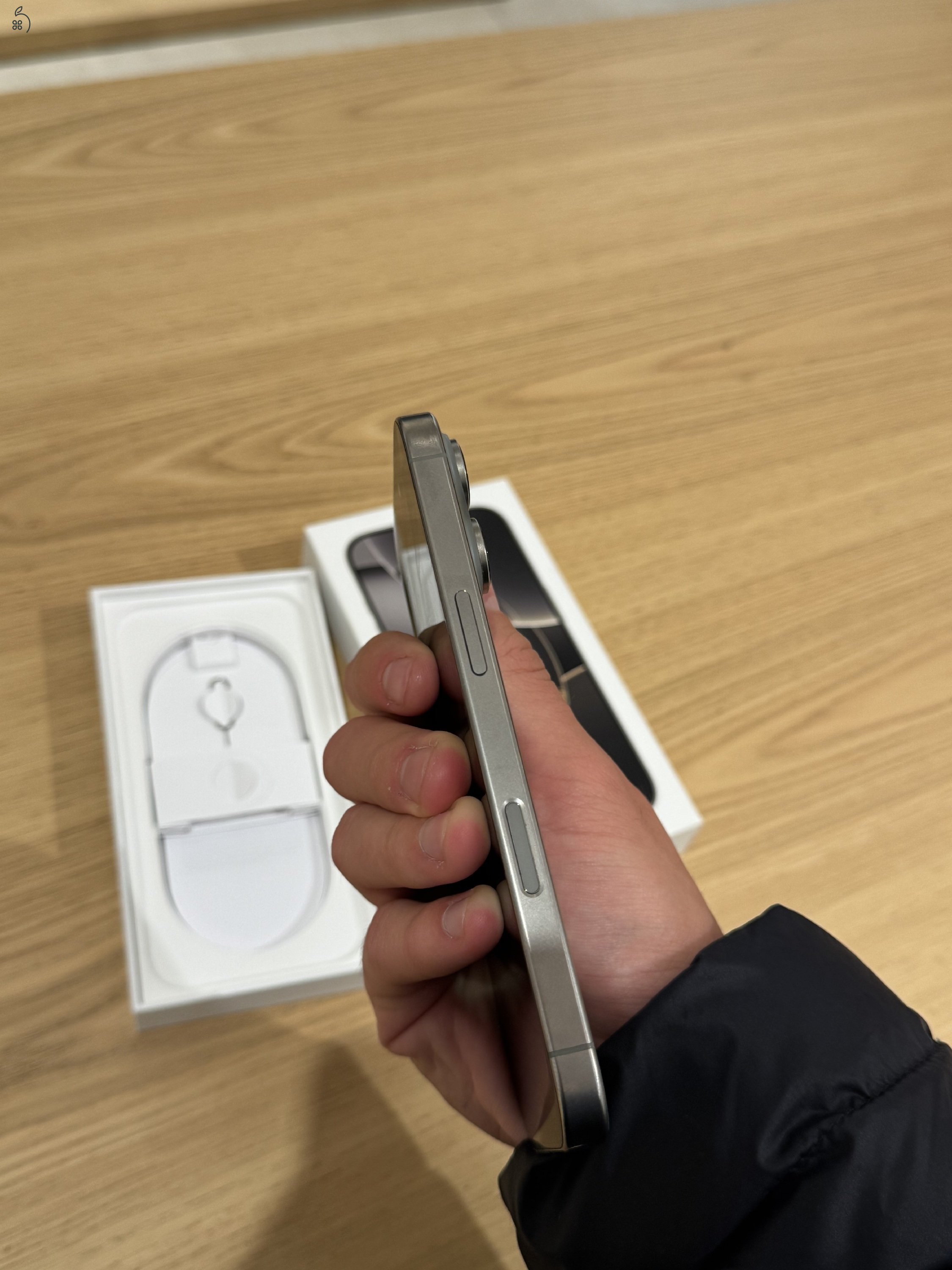 iPhone 16 Pro – 128GB – Natural Titanium – 90% Akkumulátor