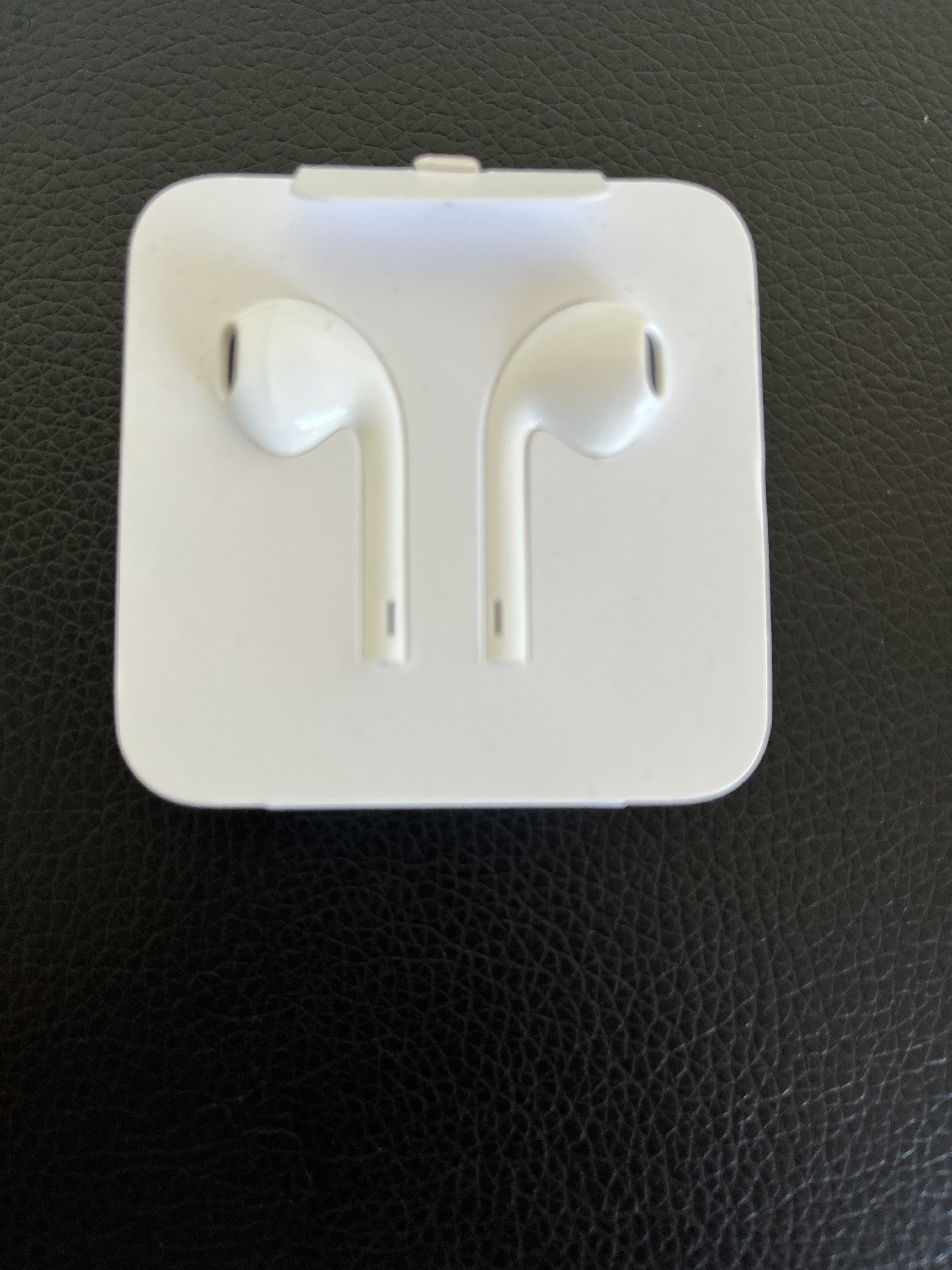 APPLE EarPods Lightning Csatlakozós fülhallgató (ÚJ)