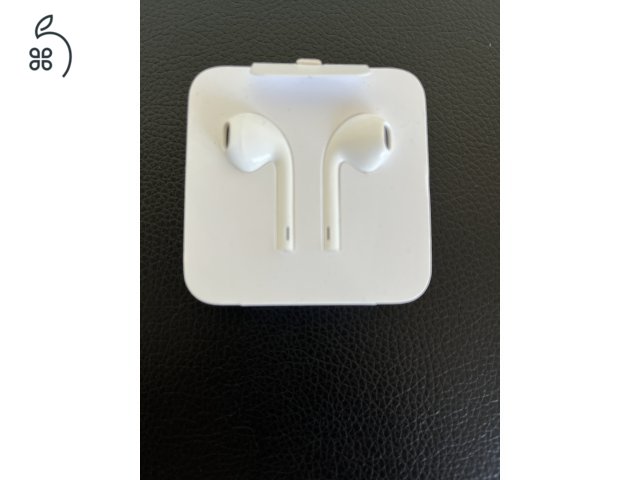 APPLE EarPods Lightning Csatlakozós fülhallgató (ÚJ)