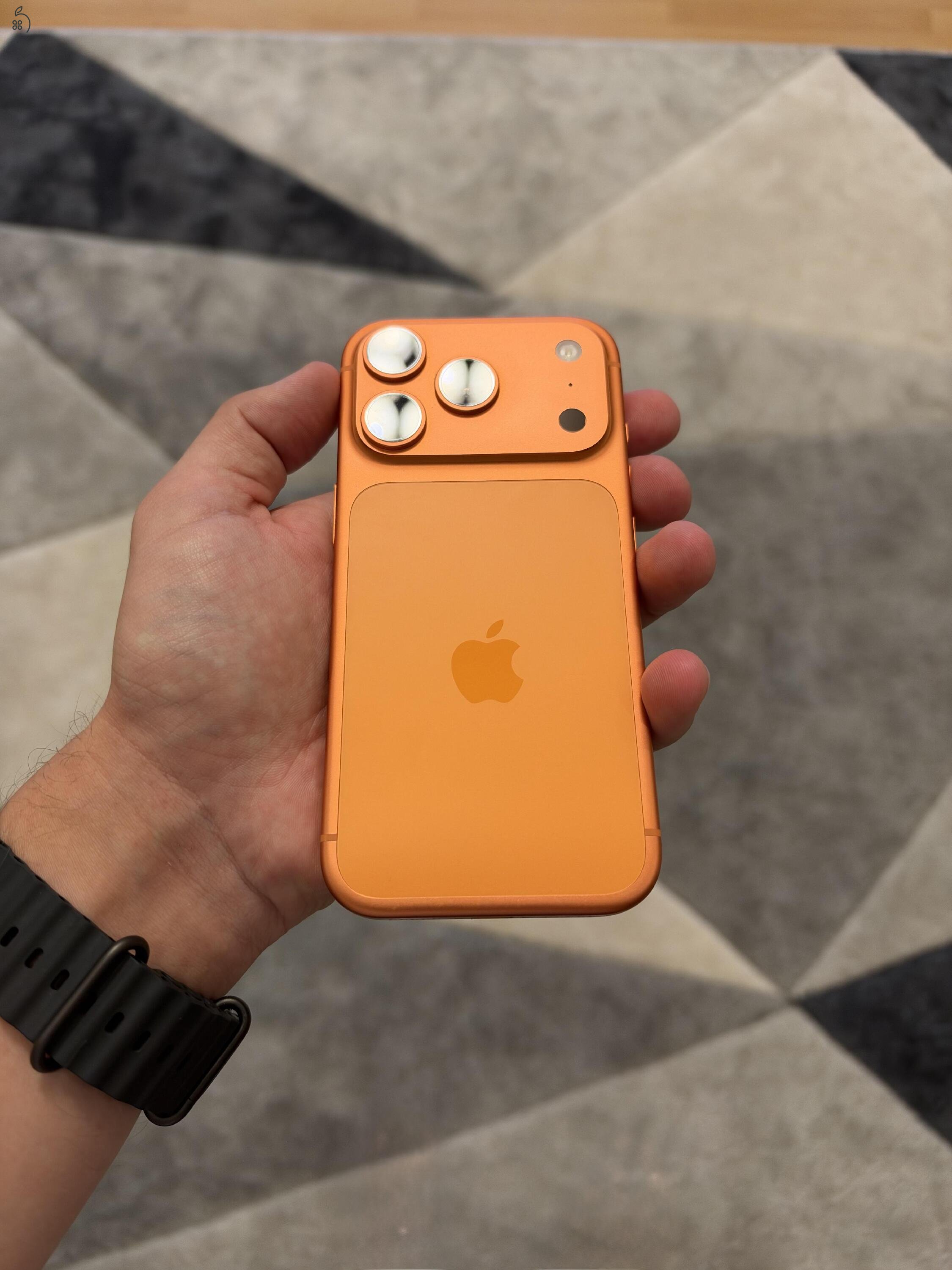 iPhone 17 Pro Cosmic Orange 256gb - Kártyafüggetlen