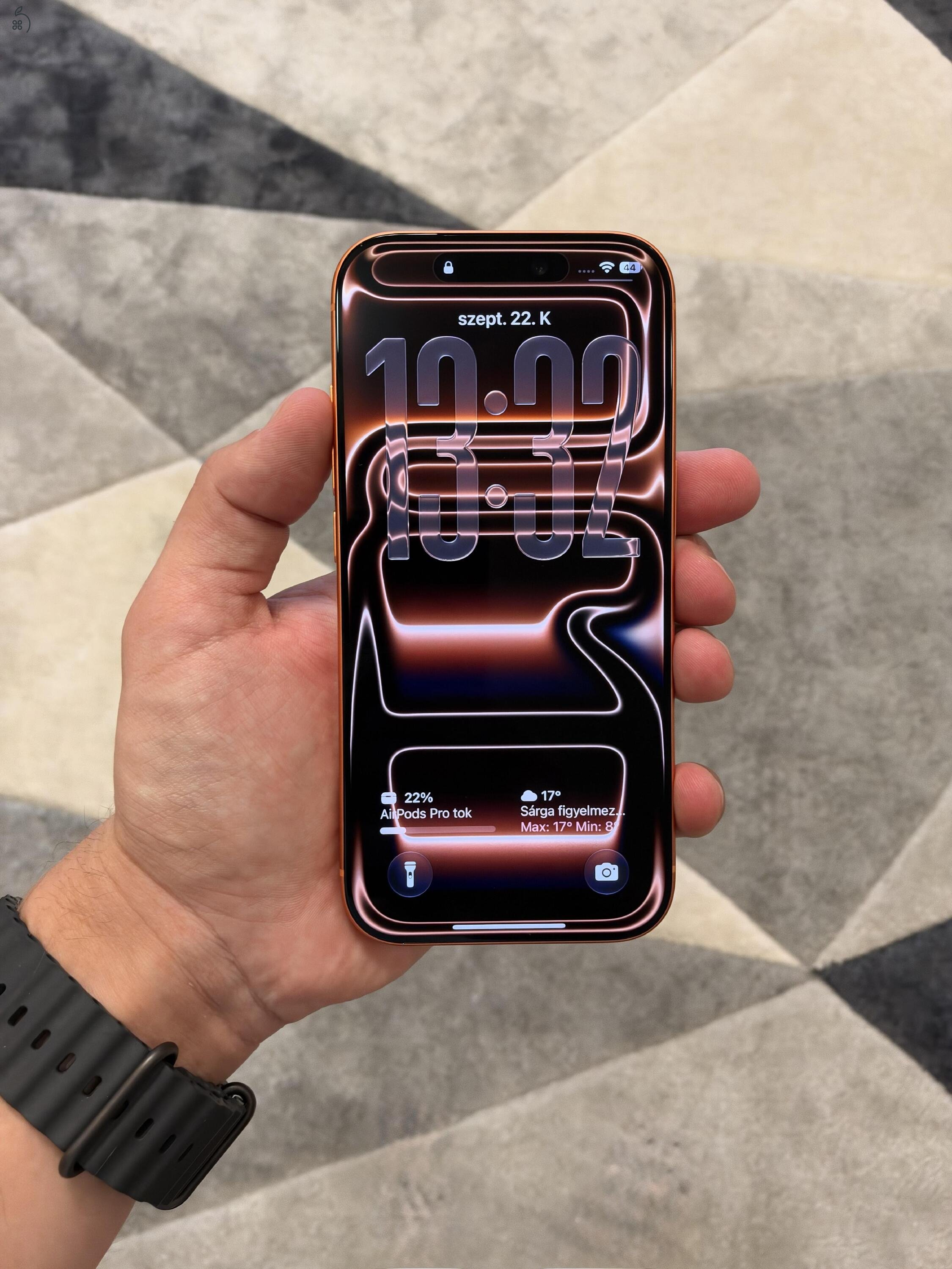iPhone 17 Pro Cosmic Orange 256gb - Kártyafüggetlen