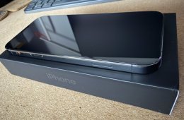 Eladó egy kártya független iPhone 12 Pro 256 GB grafit szürke színben! 