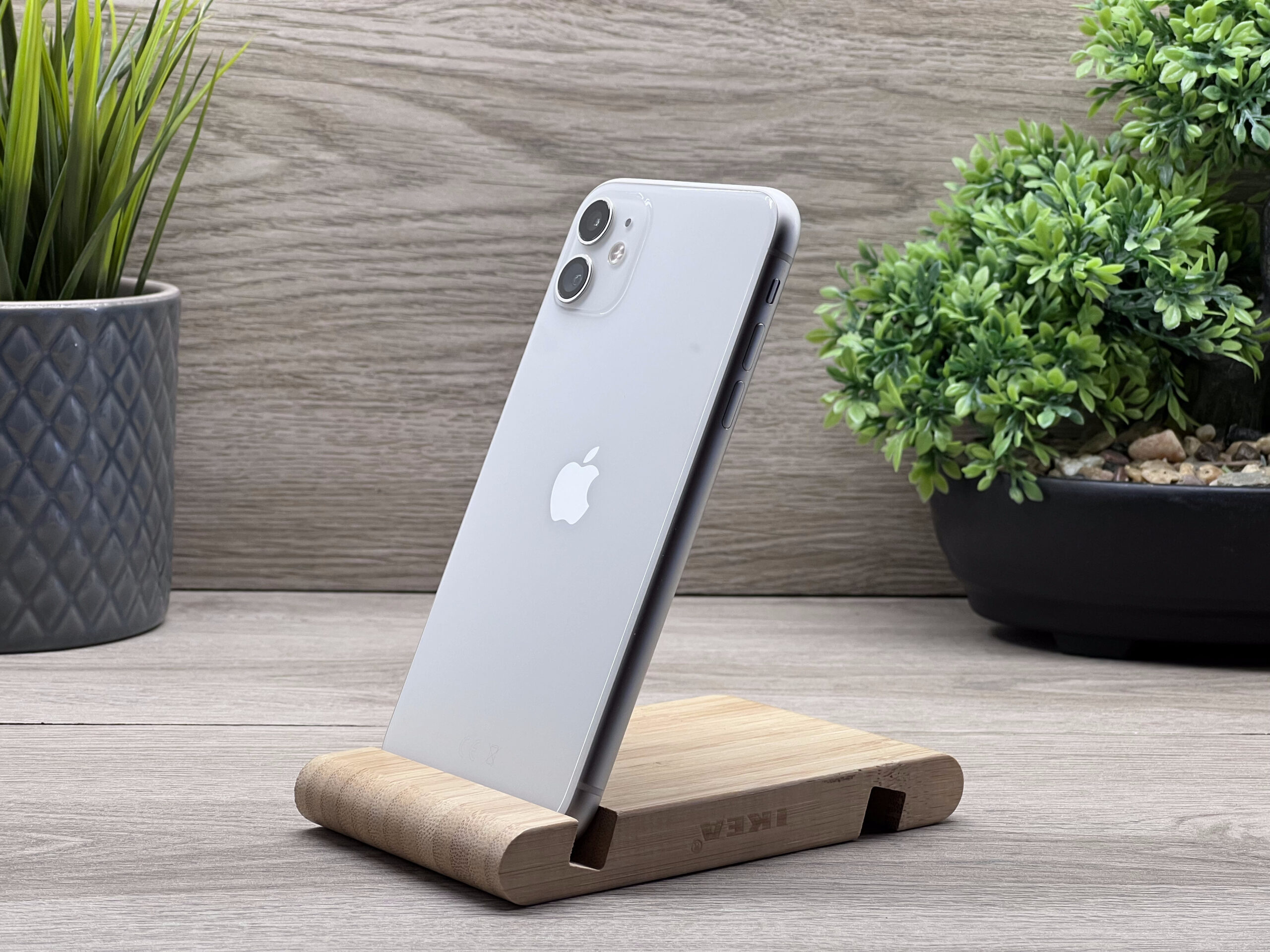 Hibátlan iPhone 11 White 128GB 2 ÉV Garanciával Számlával Aksi 100%