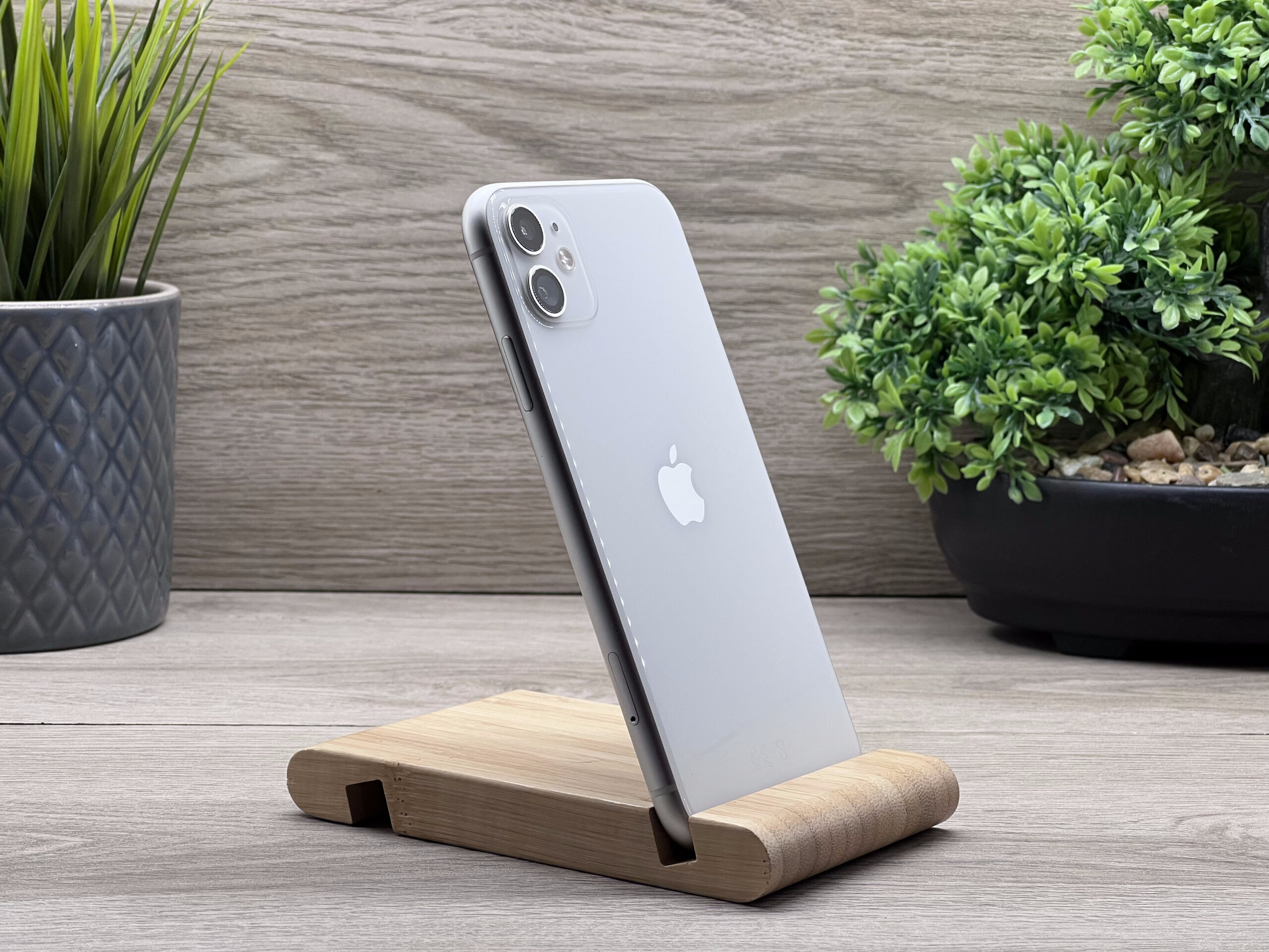 Hibátlan iPhone 11 White 128GB 2 ÉV Garanciával Számlával Aksi 100%