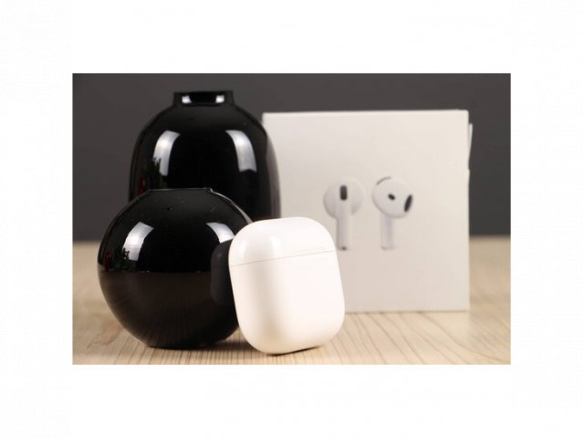 Használt Apple AirPods 4 A US-8573