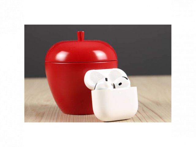 Használt Apple AirPods 4 ANC C+ US-8561