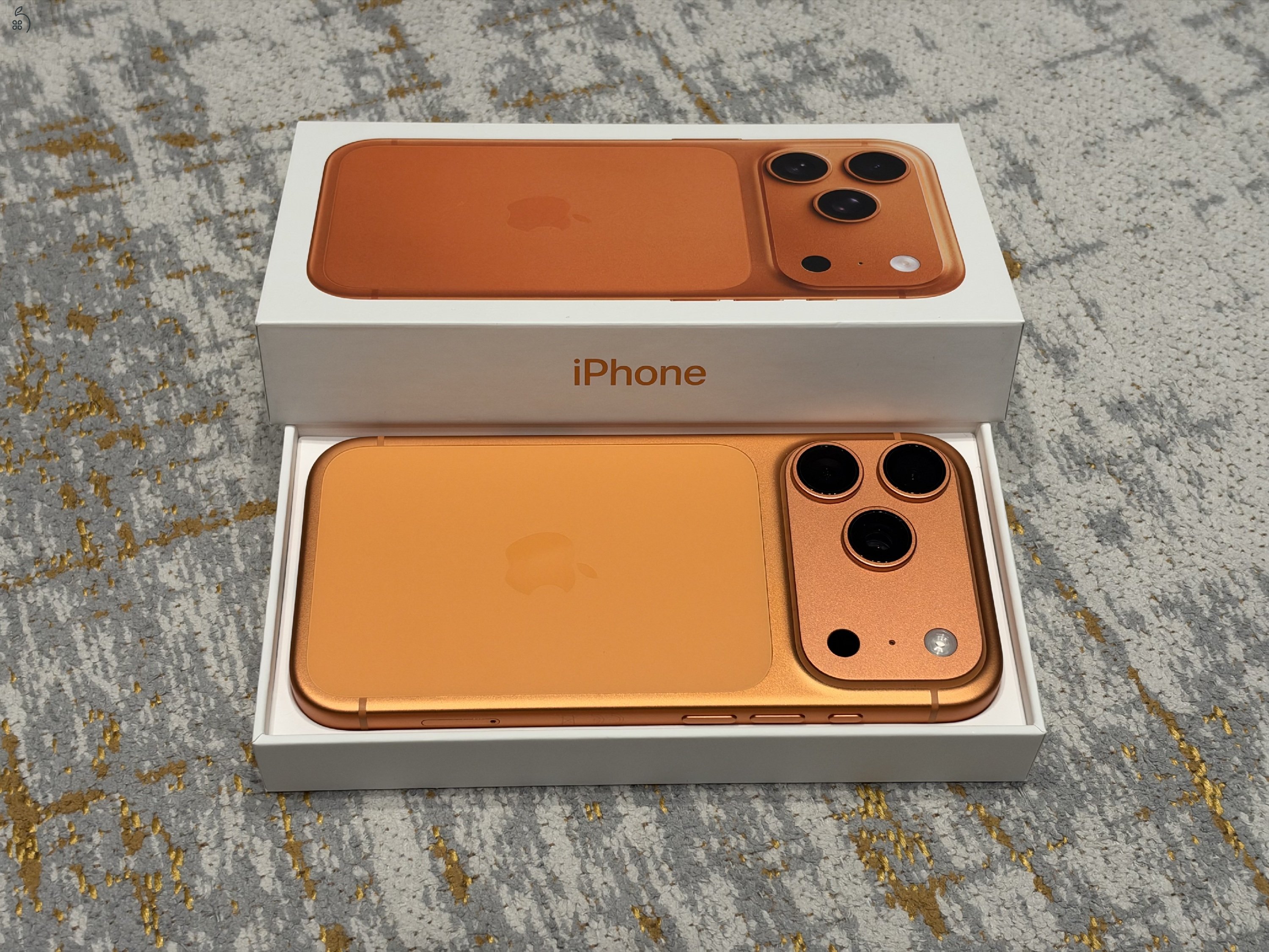 iPhone 17 Pro 512GB Kozmosznarancs, független, 97% akku, Apple garanciával 2028-ig