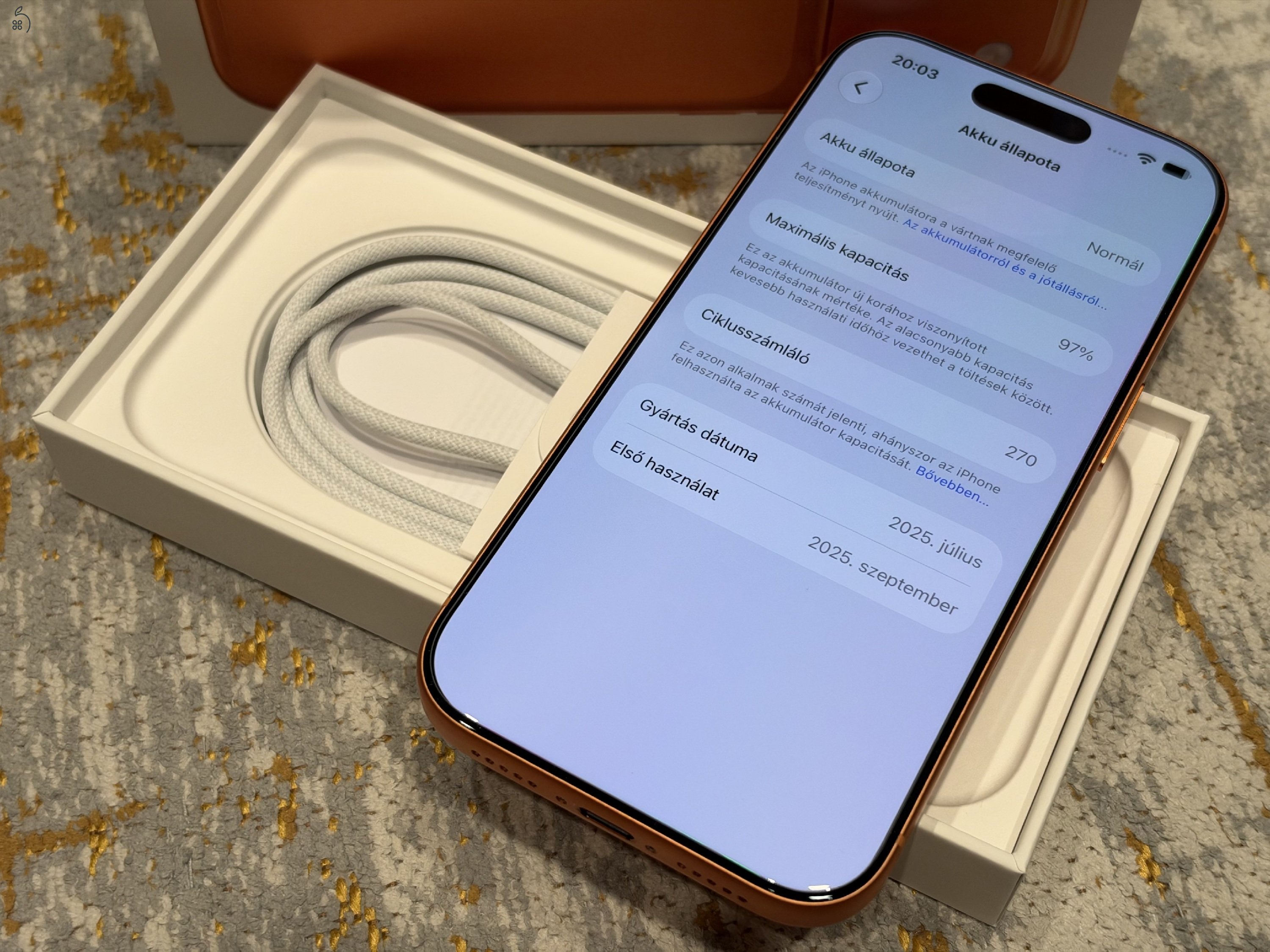 iPhone 17 Pro 512GB Kozmosznarancs, független, 97% akku, Apple garanciával 2028-ig