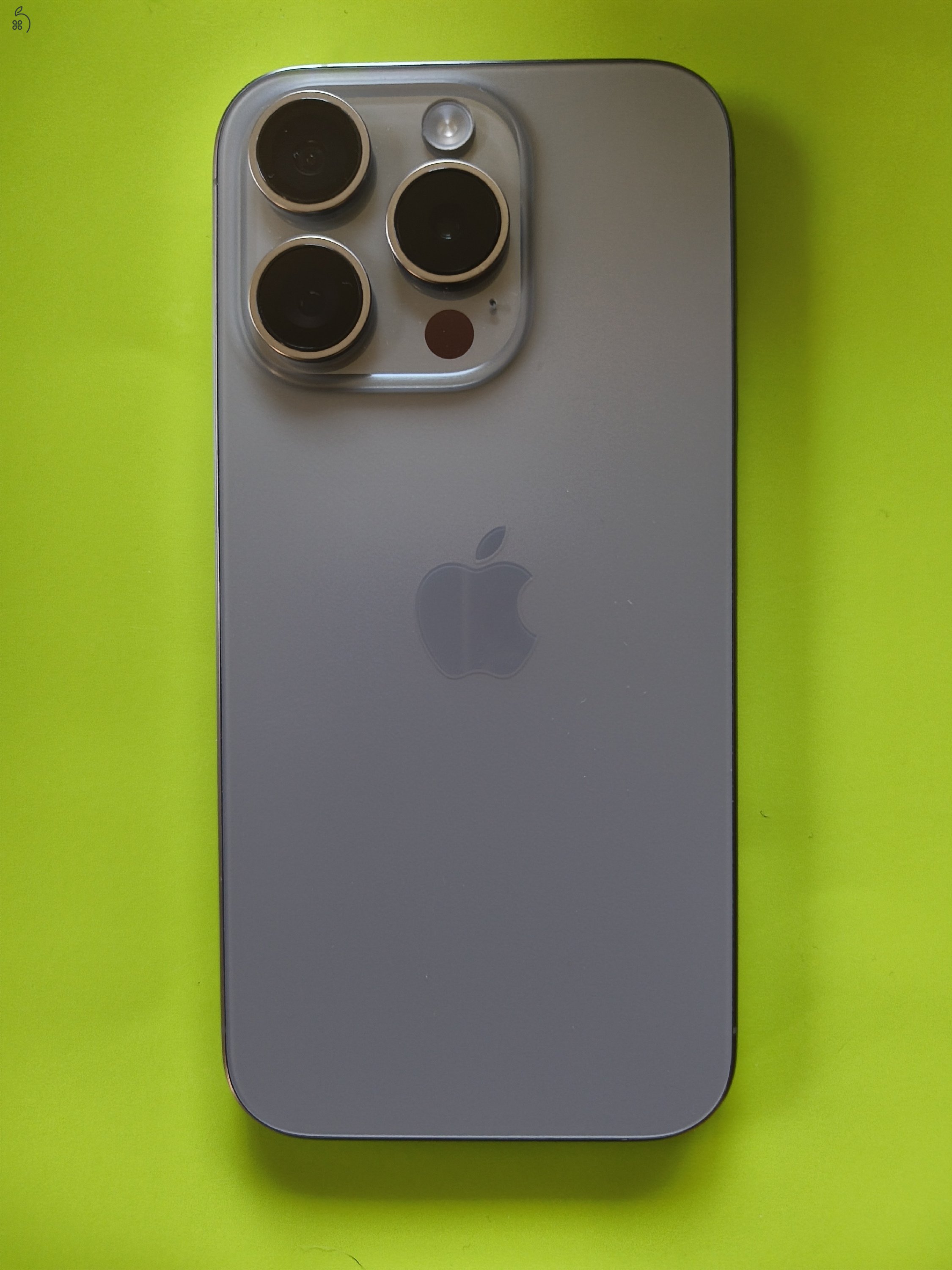 megkímélt iPhone 15 Pro