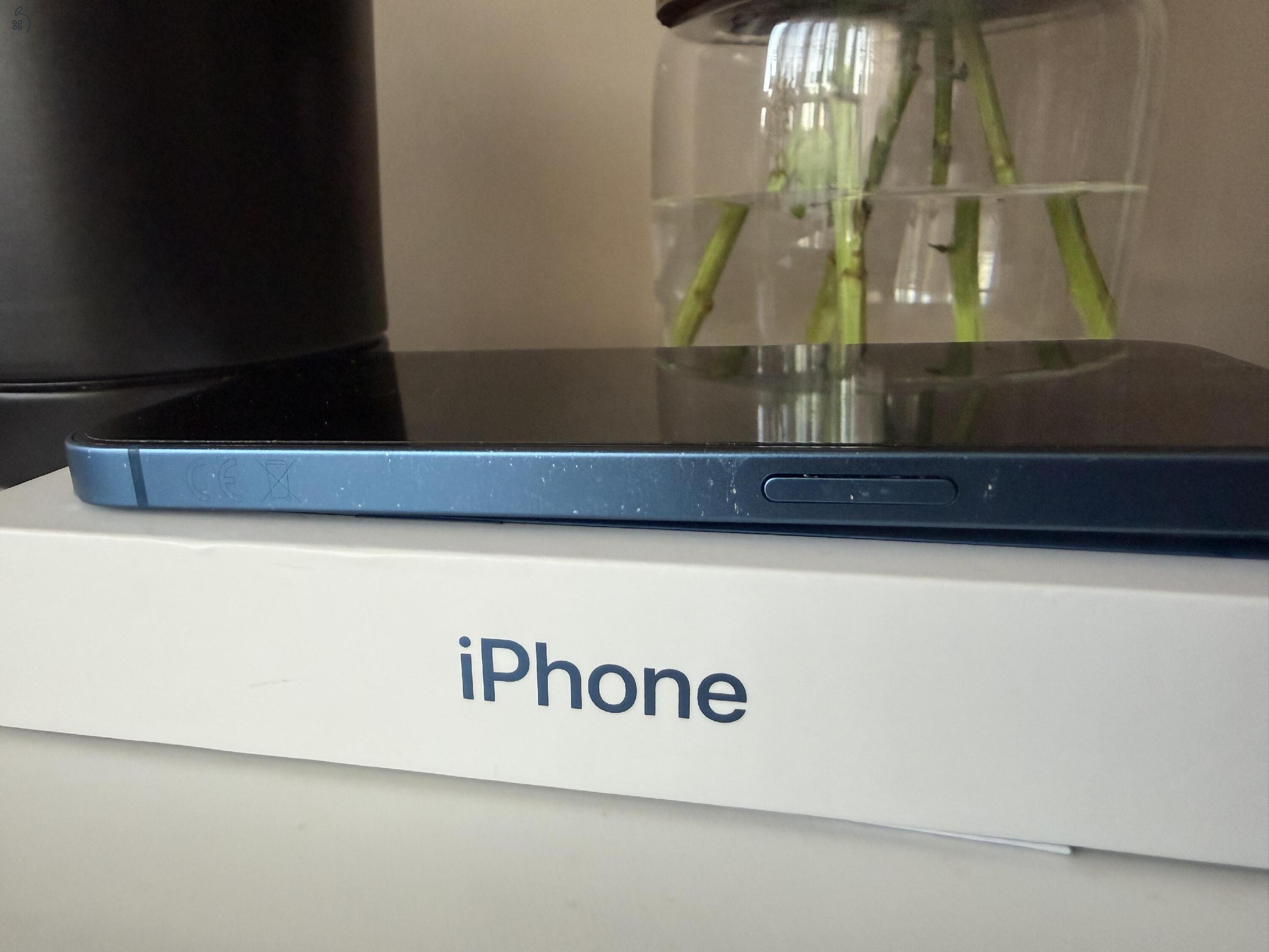 Eladó IPhone 13 256 GB One (vodafone ) függő