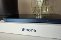 Eladó IPhone 13 256 GB One (vodafone ) függő