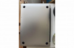 MacBook Air 13