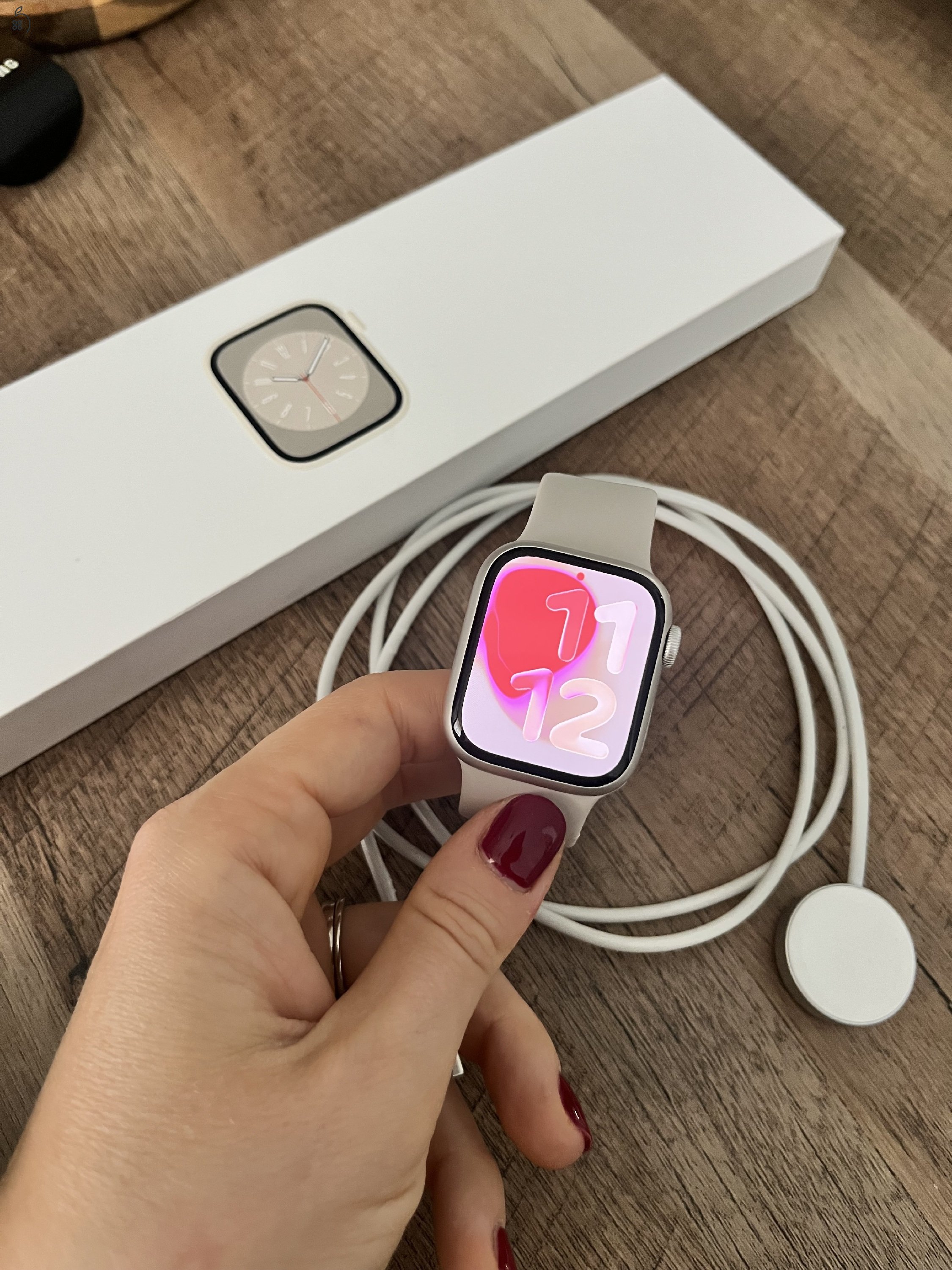 Apple Watch Series 8 41 mm Starlight Aluminium GPS