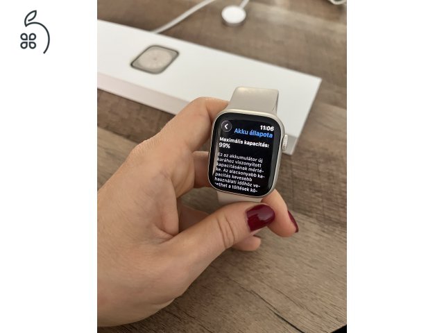 Apple Watch Series 8 41 mm Starlight Aluminium GPS