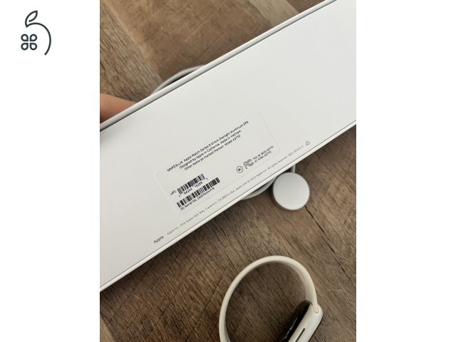 Apple Watch Series 8 41 mm Starlight Aluminium GPS