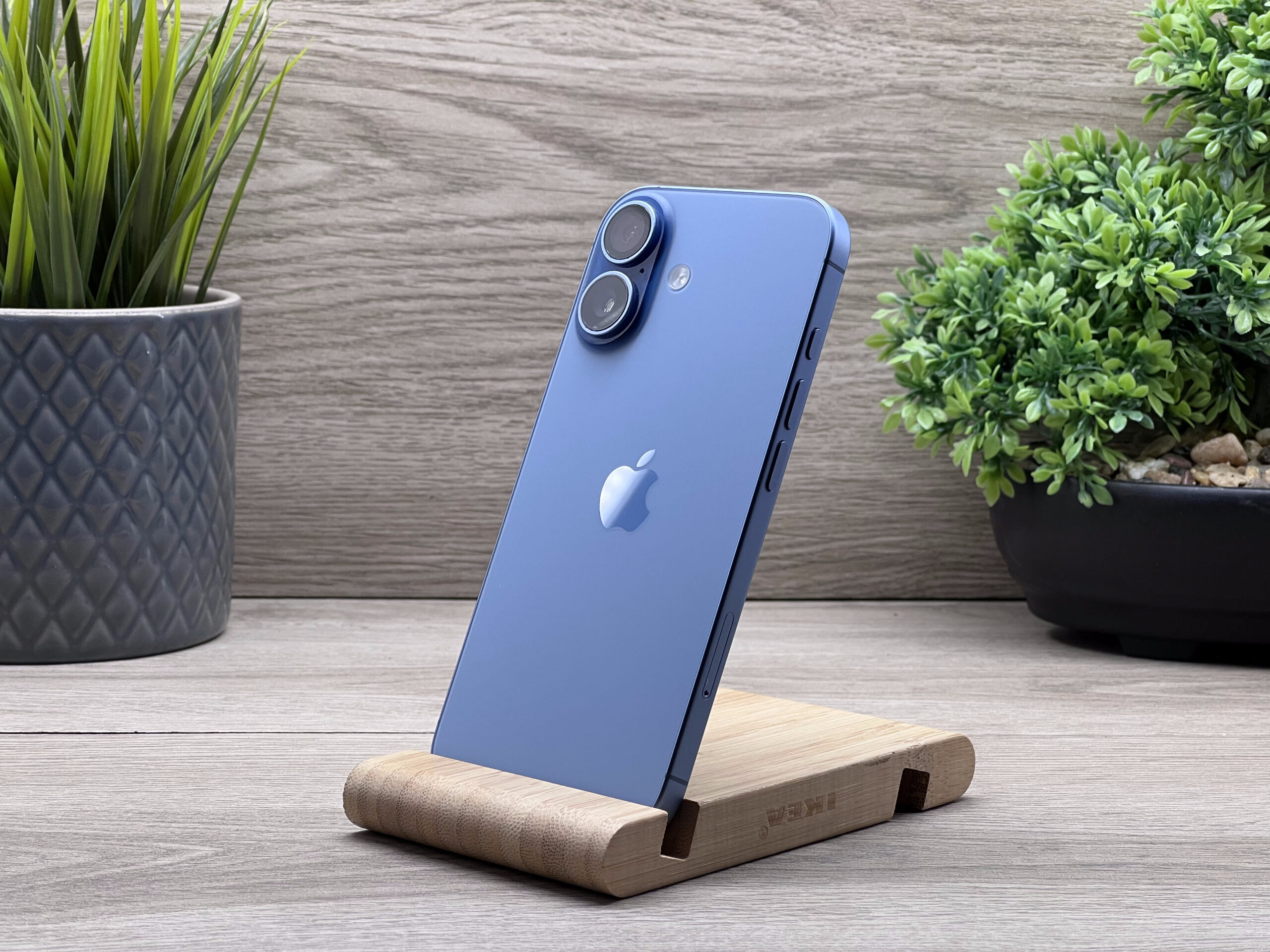 Hibátlan iPhone 17 Mist Blue 256GB 2 ÉV Garanciával Számlával Aksi 100%