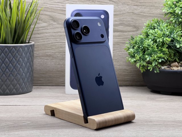Hibátlan iPhone 17 Pro Max Deep Blue 256GB 2 ÉV Garanciával Számlával