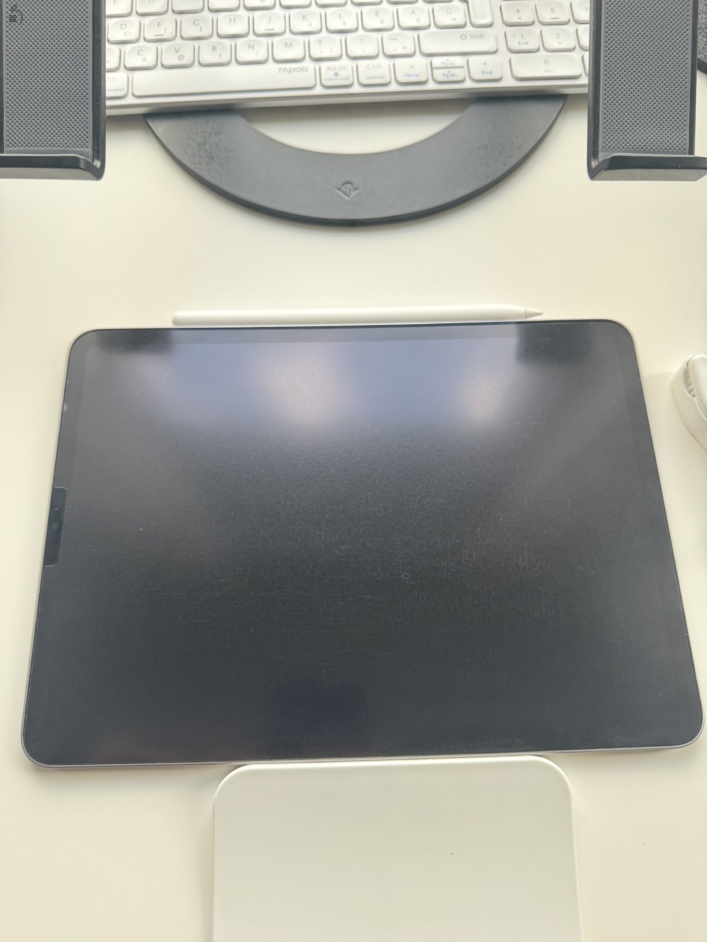 iPad Pro 11 inch 4.gen M2 apple pencil és magic keyboard