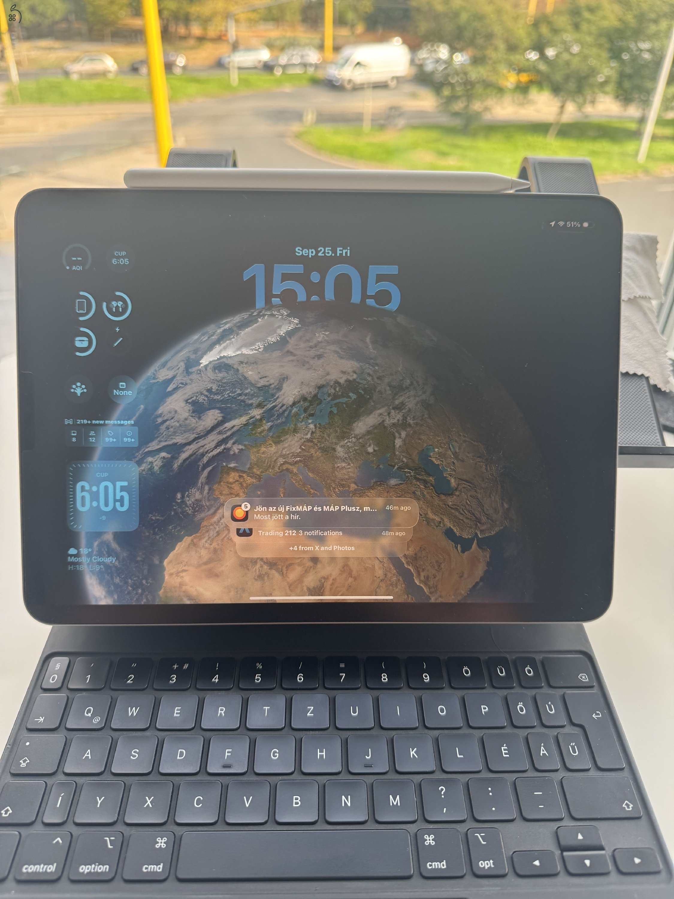 iPad Pro 11 inch 4.gen M2 apple pencil és magic keyboard