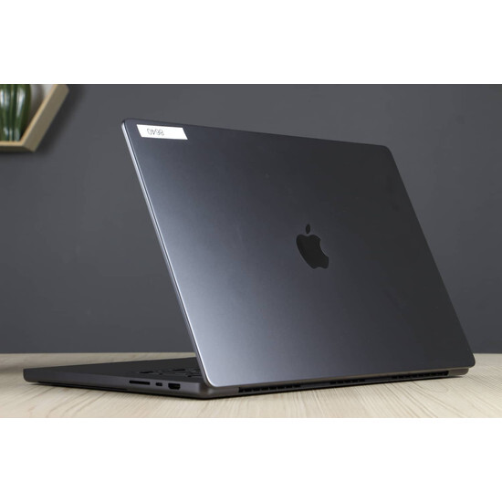 Újszerű MacBook Pro 16