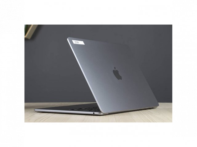 Újszerű MacBook Air 15