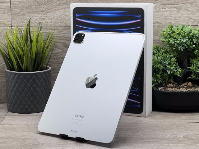 Hibátlan iPad Pro 4th 2022 11″ Silver 128GB 2 ÉV Garanciával Számlával