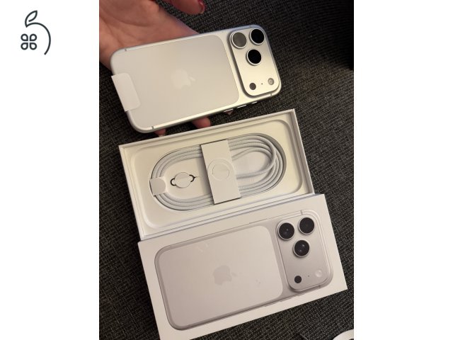 Eladó Iphone 17 Pro 256 GB ezüst