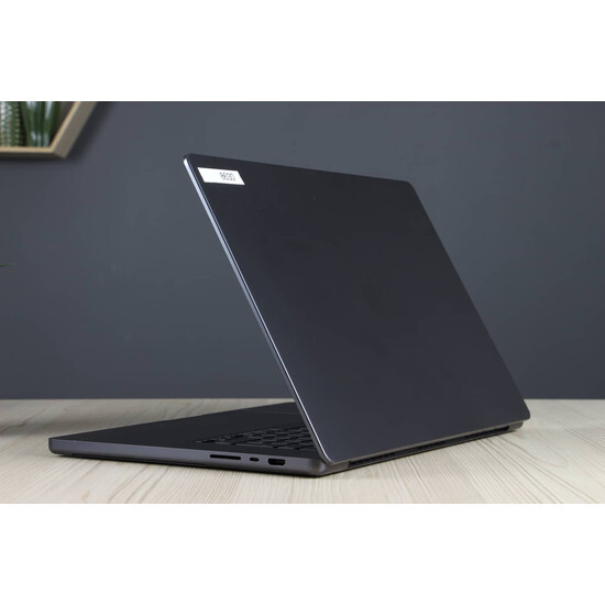 Használt MacBook Pro 16